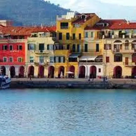 3 Bedrooms With Sea View Private Pool And Enclosed Garden At 3 Km Away From The *