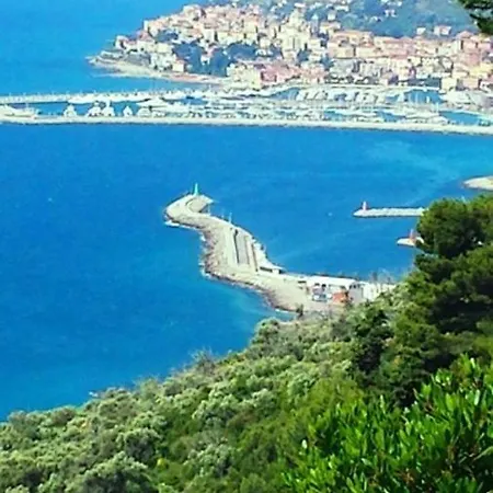 3 Bedrooms With Sea View Private Pool And Enclosed Garden At 3 Km Away From The Villa