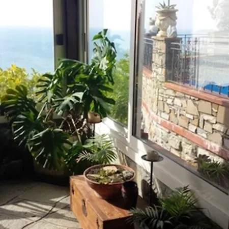 3 Bedrooms With Sea View Private Pool And Enclosed Garden At 3 Km Away From The Villa