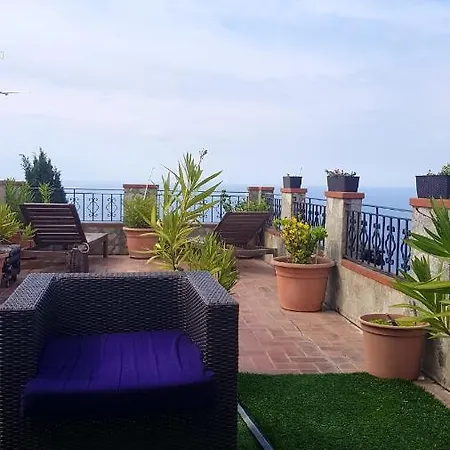Villa 3 Bedrooms With Sea View Private Pool And Enclosed Garden At 3 Km Away From The *